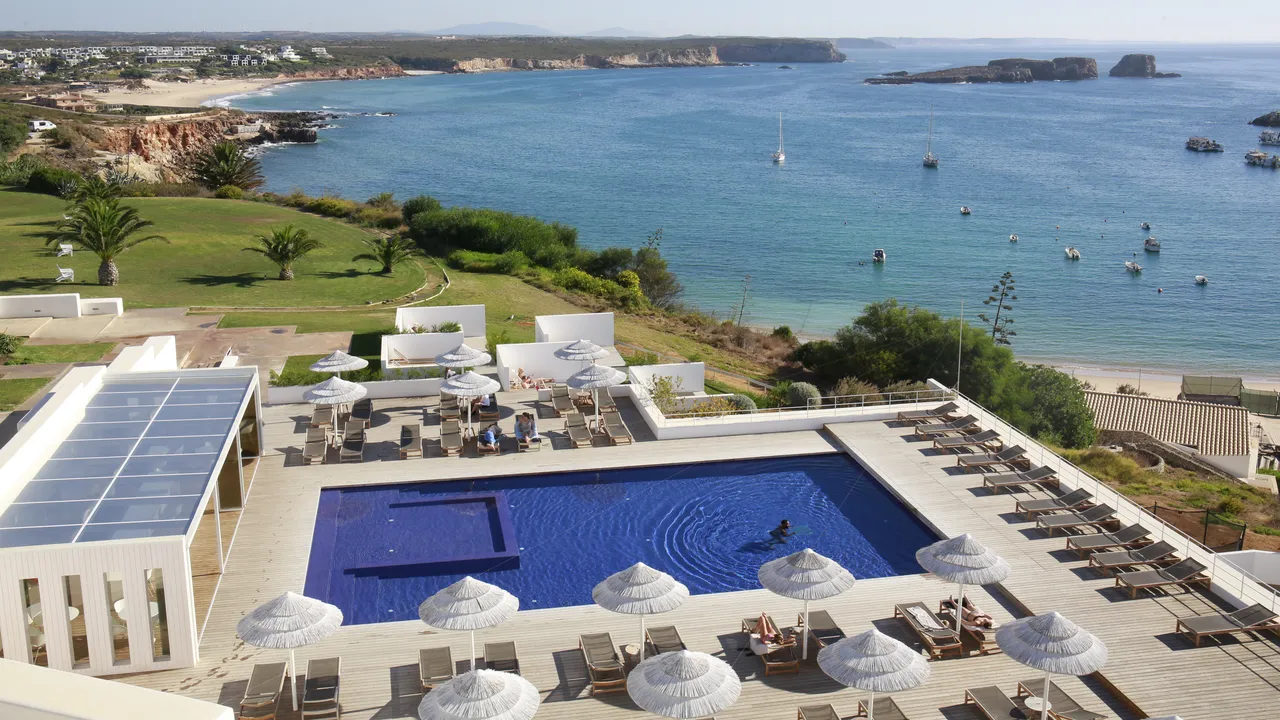 Memmo Baleeira - Design Hotels in Sagres, Portugal